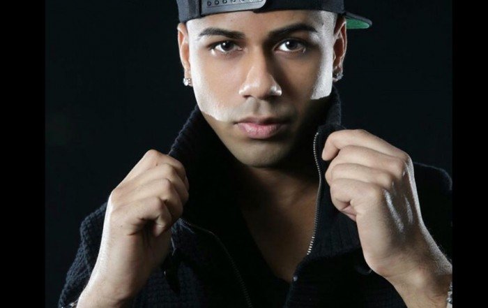 EDM House Electro DJ Producer Ahzee